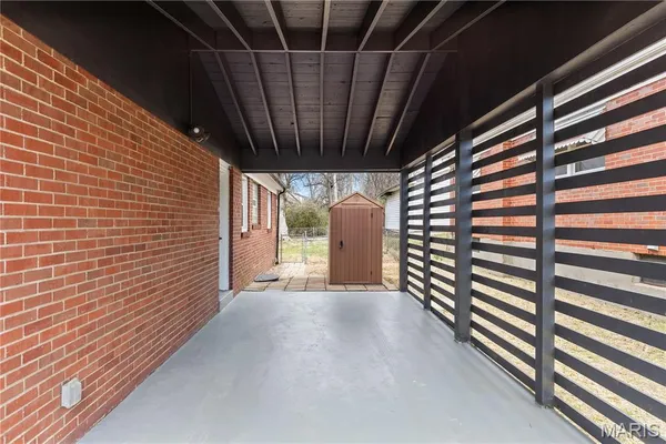 $335,000 | 7171 White Oak Lane, University City, MO 63130