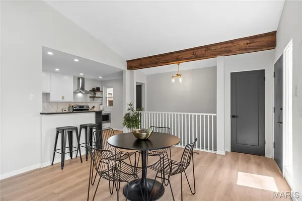 $335,000 | 7171 White Oak Lane, University City, MO 63130