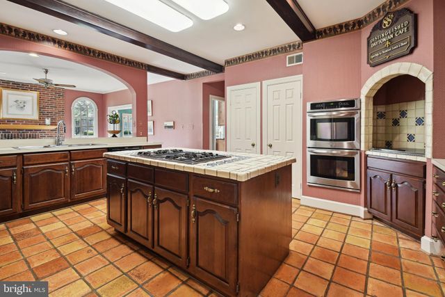 $2,500,000 | 1307 Daviswood Drive, McLean, VA 22102