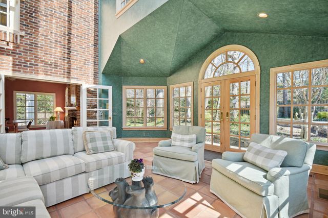 $2,500,000 | 1307 Daviswood Drive, McLean, VA 22102