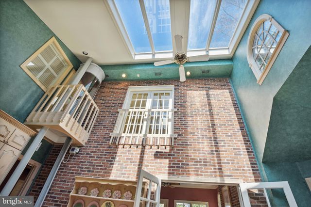 $2,500,000 | 1307 Daviswood Drive, McLean, VA 22102