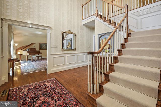 $2,500,000 | 1307 Daviswood Drive, McLean, VA 22102