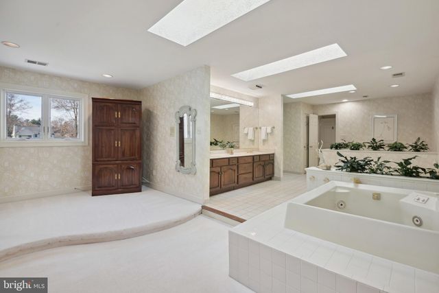 $2,500,000 | 1307 Daviswood Drive, McLean, VA 22102