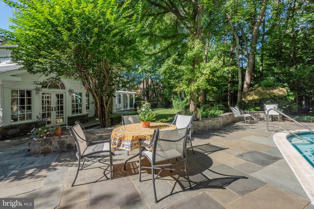$2,500,000 | 1307 Daviswood Drive, McLean, VA 22102
