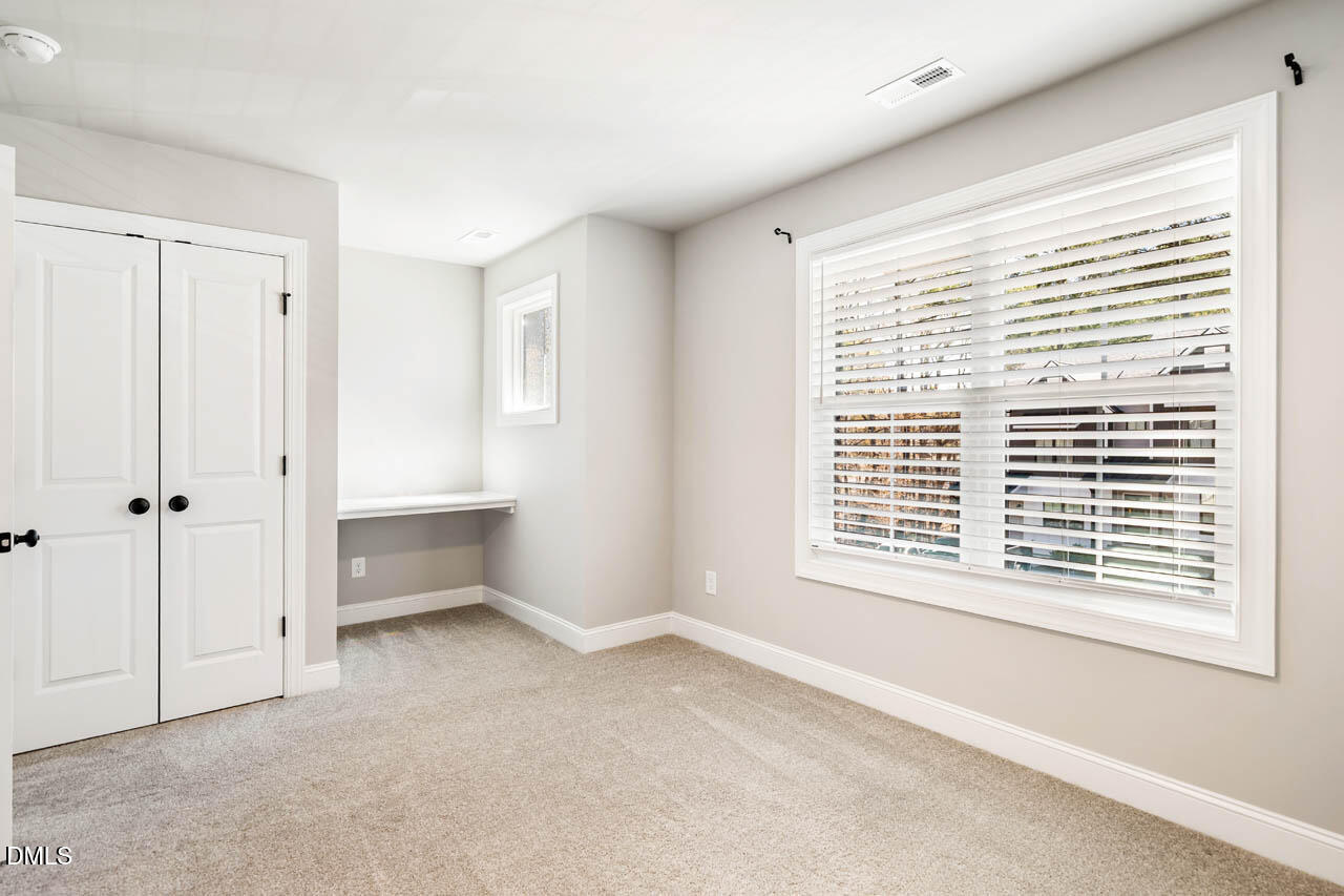 5709 Parker Pines Raleigh, NC 27609 - Photo 24 of 33 5709ParkerPinesCt-032