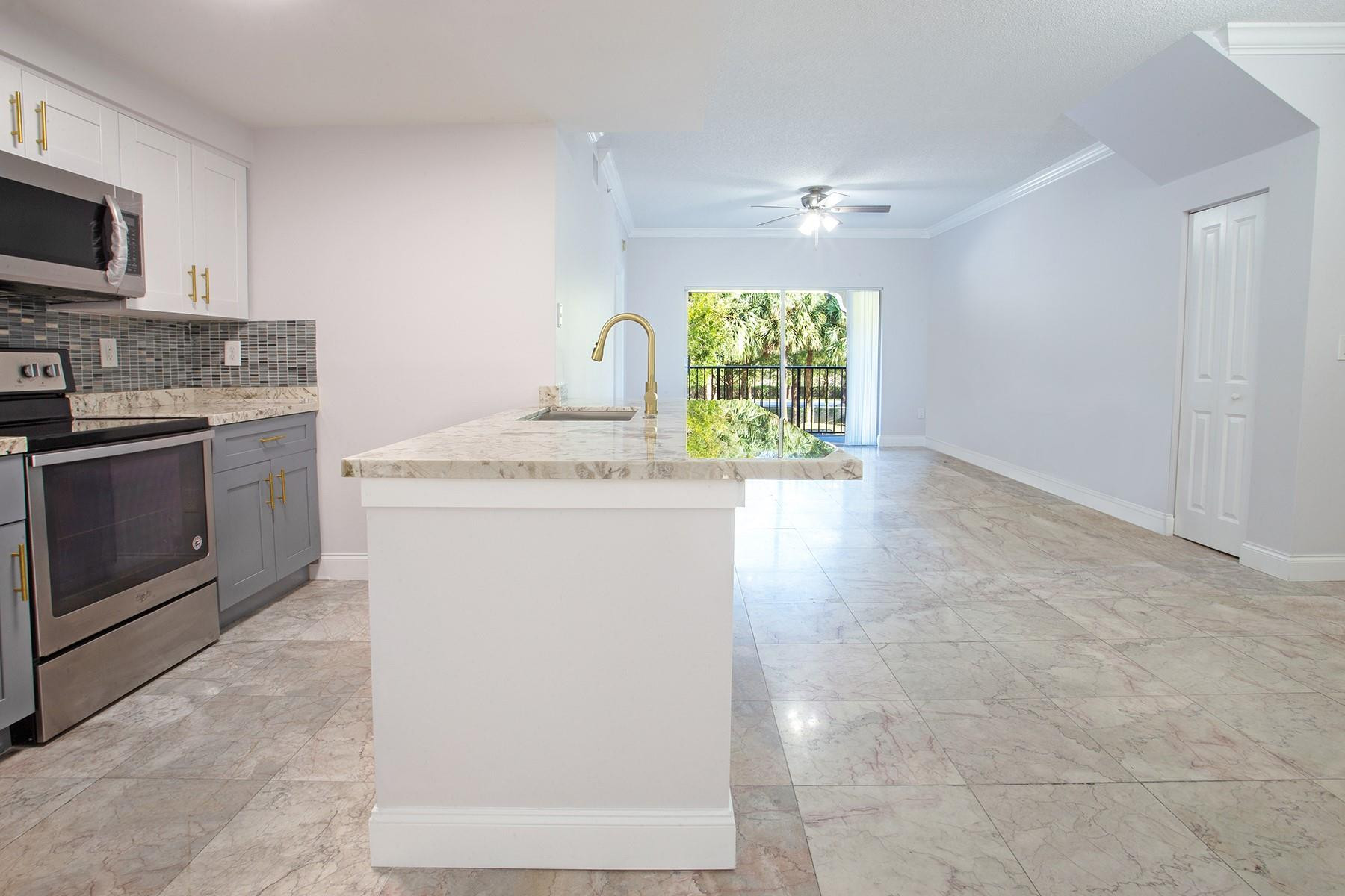 5860 West Sample Road, Unit 204 Coral Springs, FL 33067 - Photo 4 of 36 Photo 4