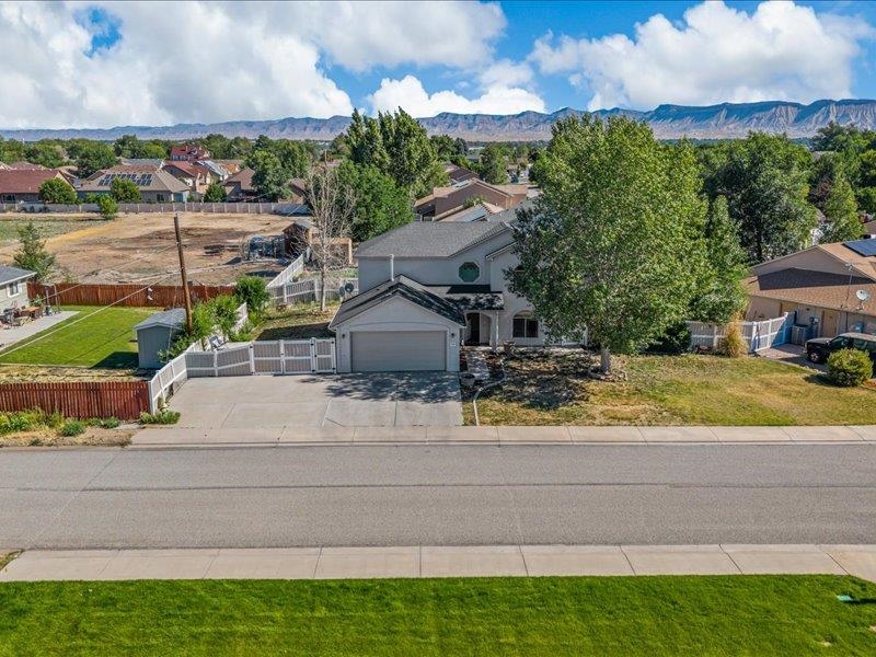 2860 B B 3/4 Road Grand Junction, CO 81503 - Photo 2 of 29 a view of a house with a yard and sitting area