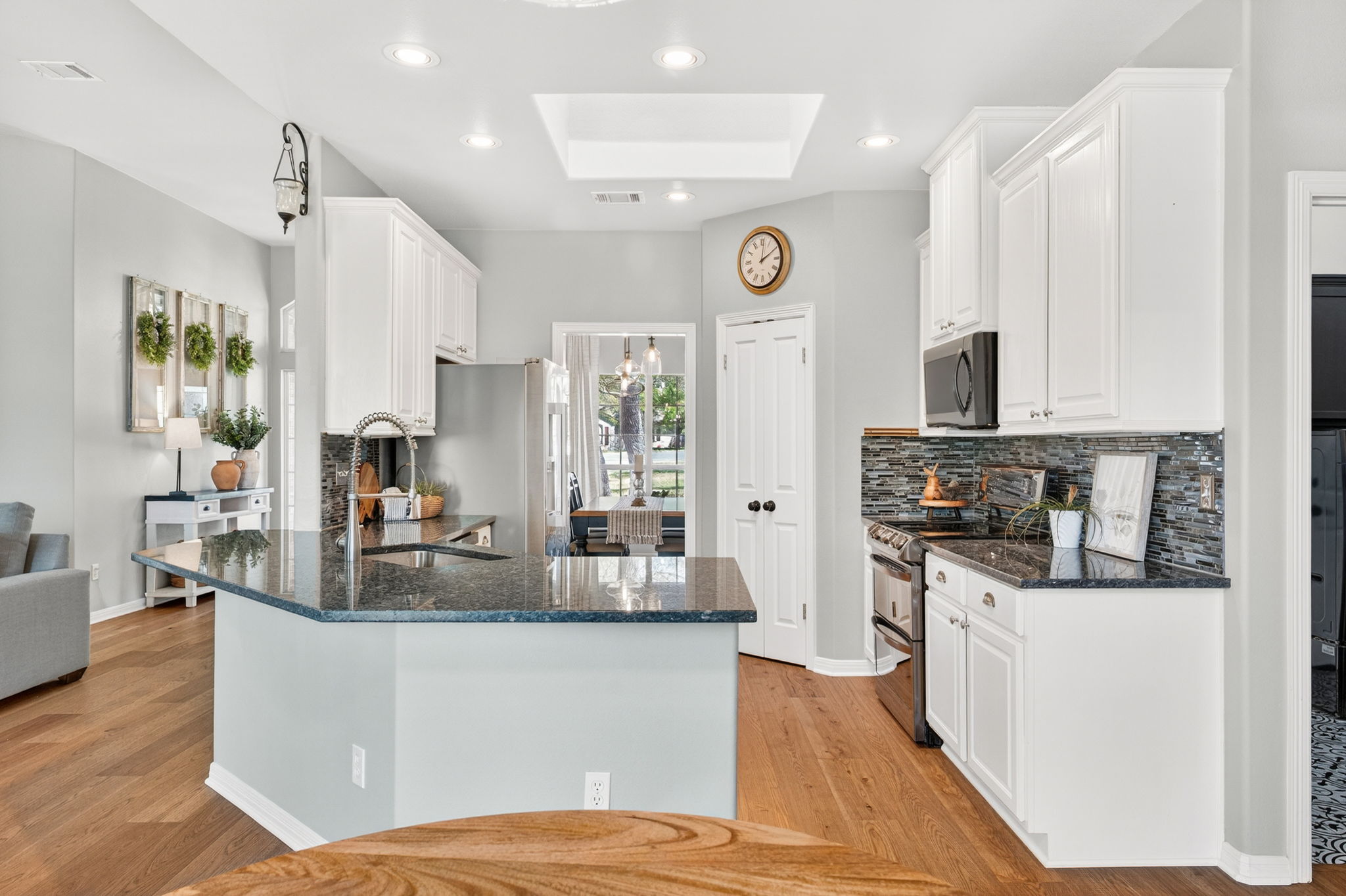 137 Ridgewood Cove Georgetown, TX 78633 - Photo 12 of 38