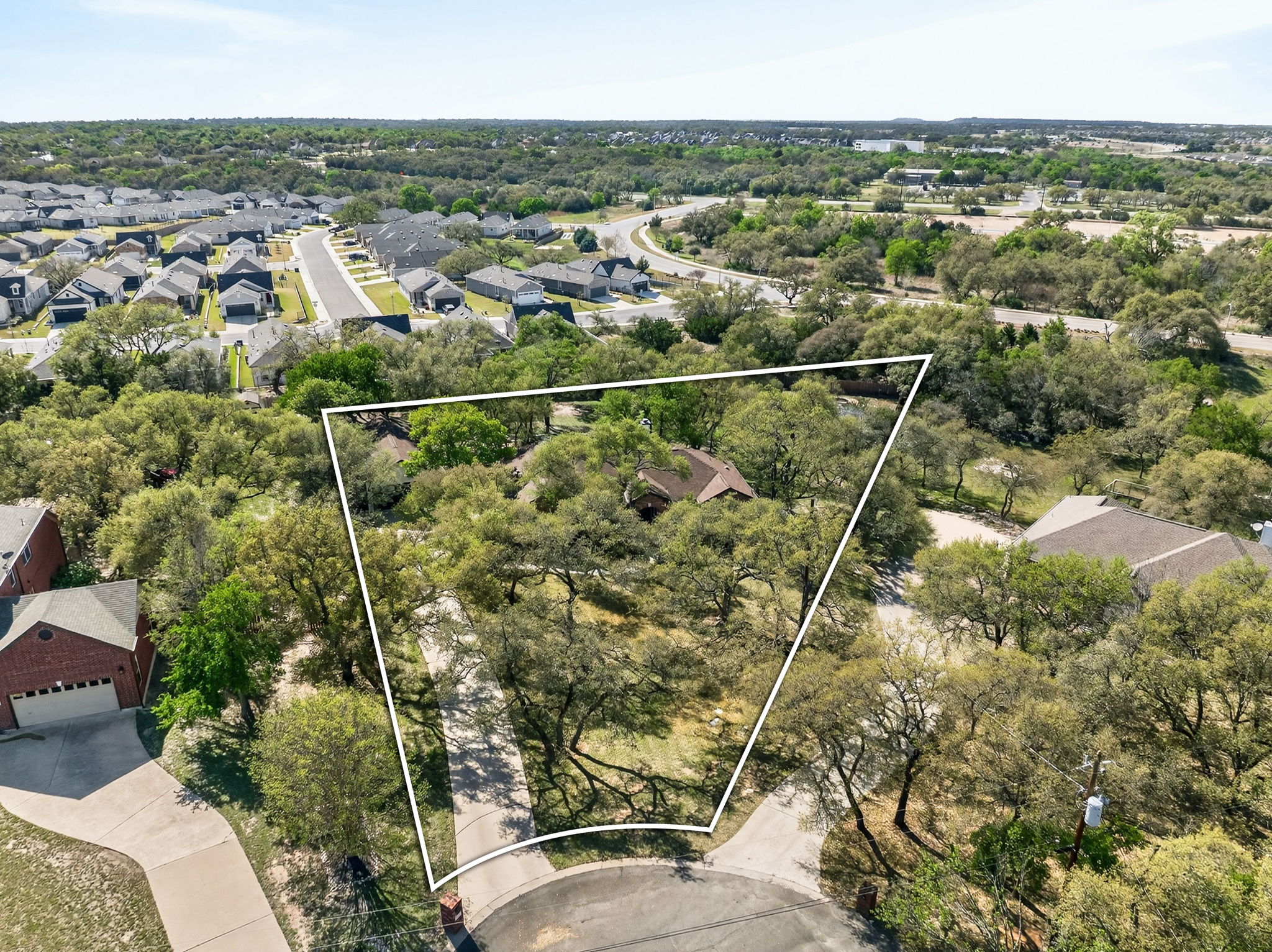 137 Ridgewood Cove Georgetown, TX 78633 - Photo 33 of 38