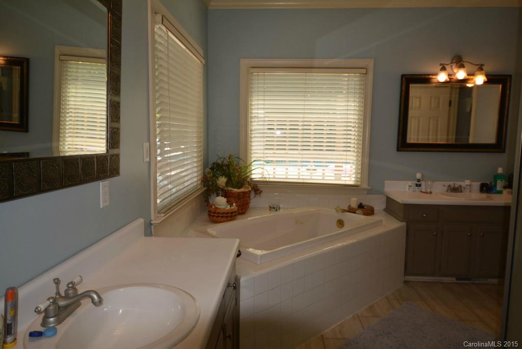 305 Rolling Ridge Road Rock Hill, SC 29730 - Photo 8 of 24 Gallery Image 8