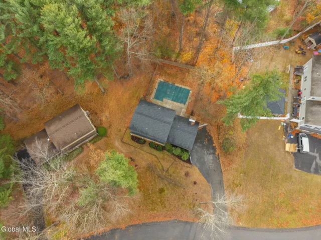 $479,999 | 4 Woodshire Court, Malta, NY 12019