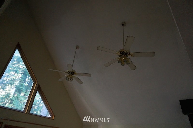 11603 Yoman Road Anderson Island, WA 98303 - Photo 10 of 16