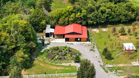 $850,000 | 2600 Round Hill Road, Lewisburg, TN 37091