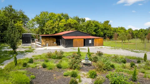 $850,000 | 2600 Round Hill Road, Lewisburg, TN 37091