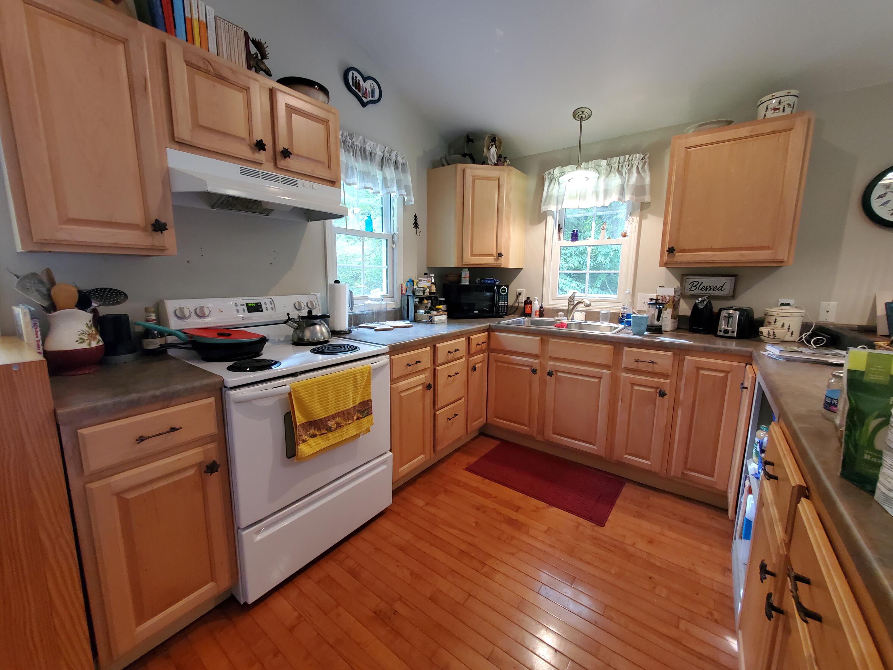 1571 Vale Road Newland, NC 28657 - Photo 21 of 61 20230811_164600