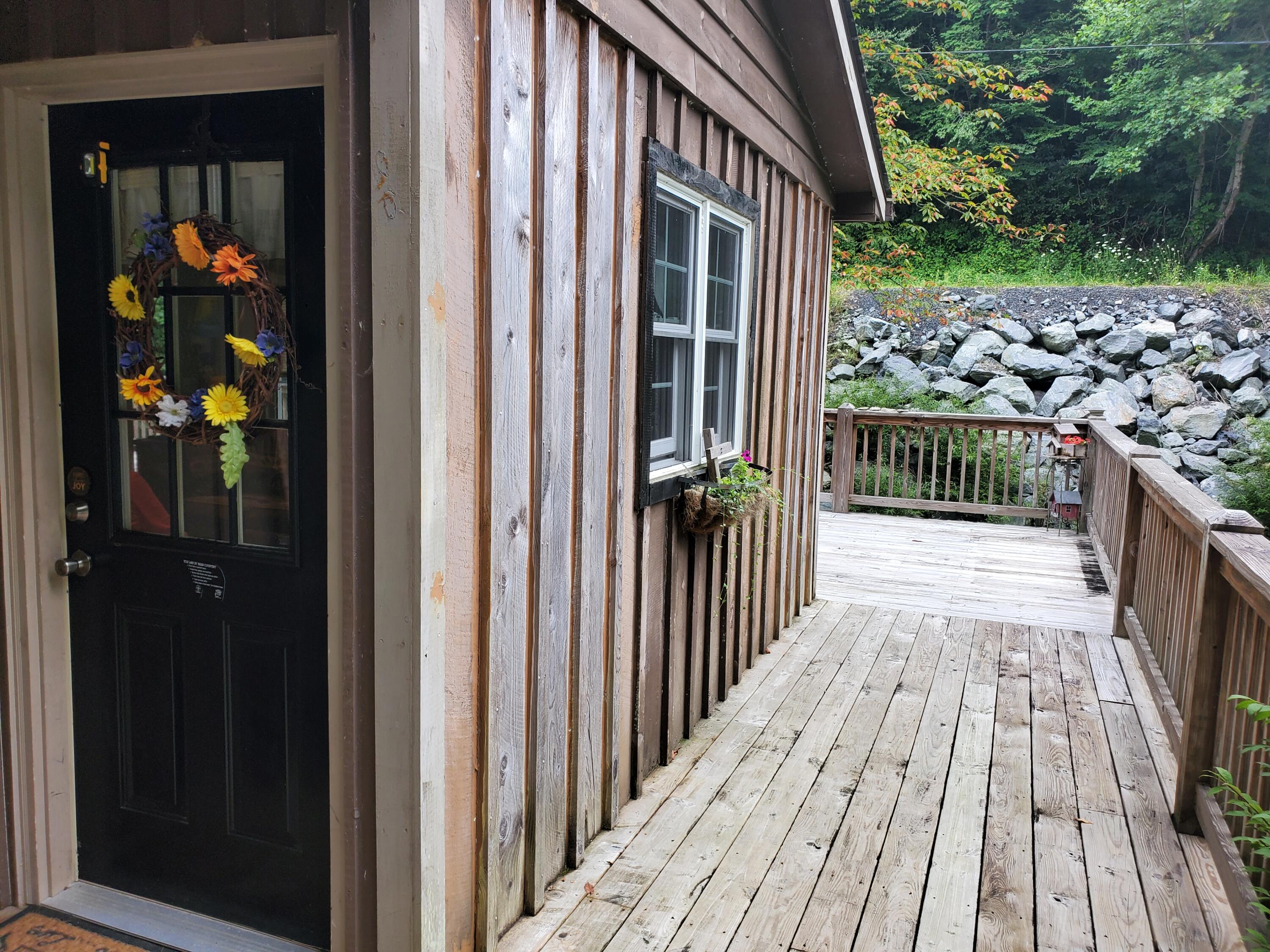 1571 Vale Road Newland, NC 28657 - Photo 33 of 61 20230811_163705