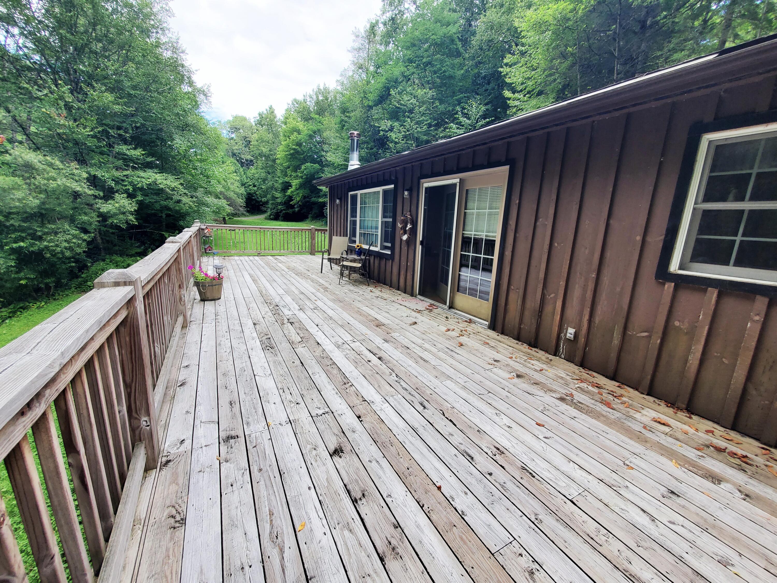 1571 Vale Road Newland, NC 28657 - Photo 51 of 61 20230811_162945