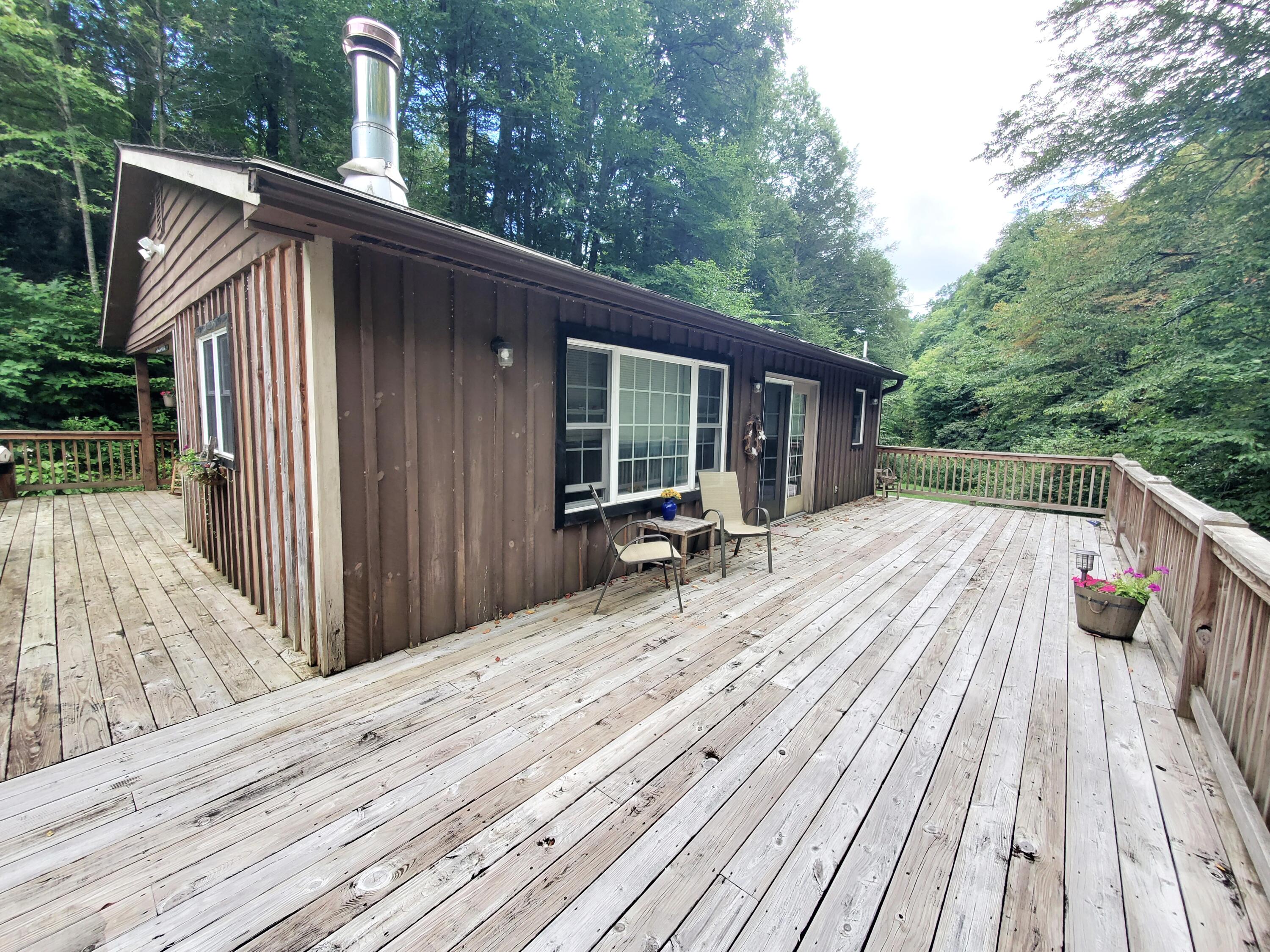 1571 Vale Road Newland, NC 28657 - Photo 55 of 61 20230811_162848