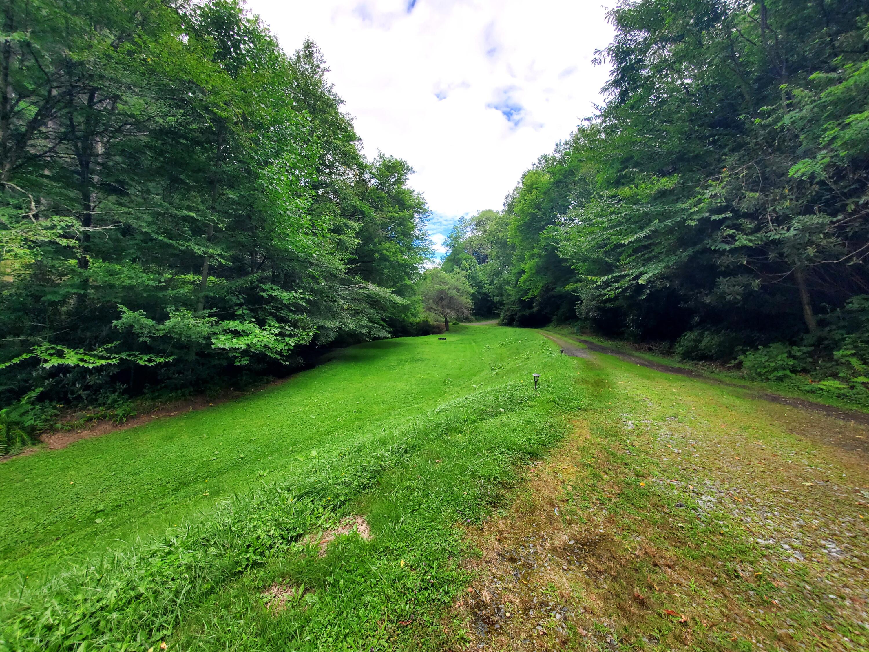 1571 Vale Road Newland, NC 28657 - Photo 58 of 61 20230811_162805