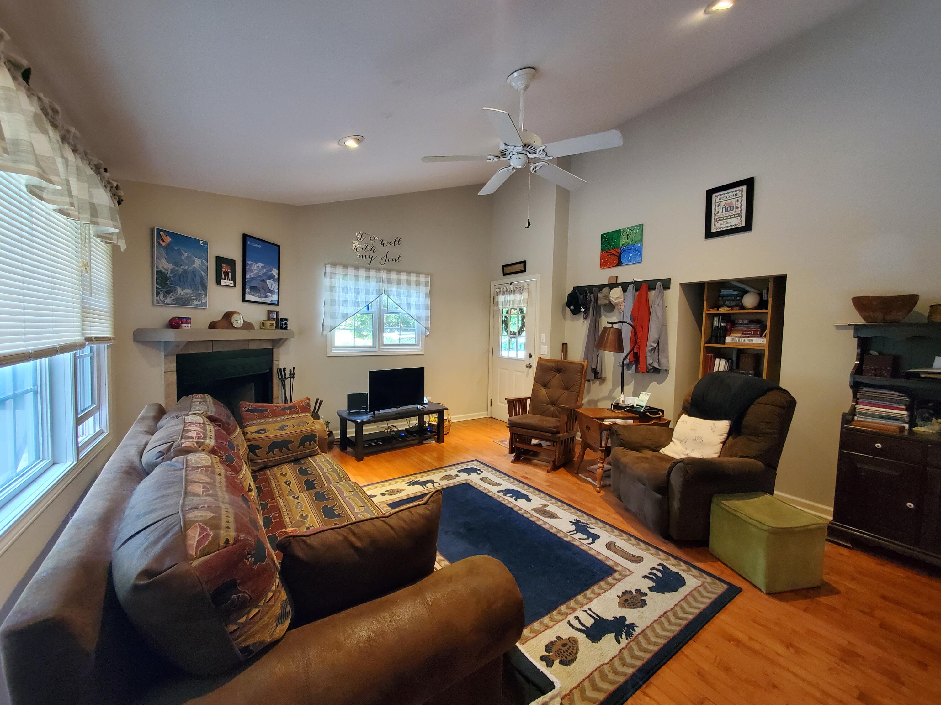 1571 Vale Road Newland, NC 28657 - Photo 6 of 61 20230811_170843