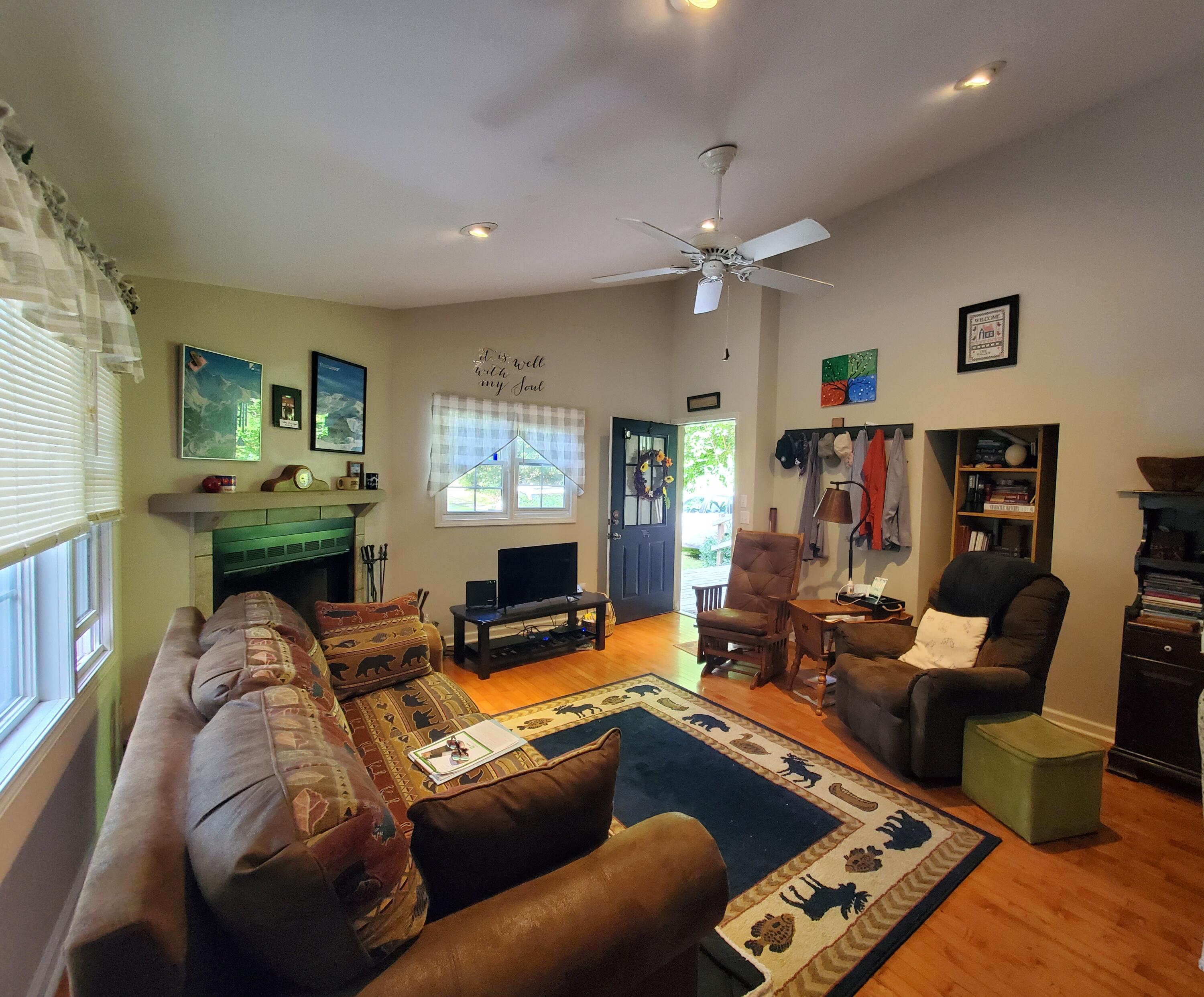 1571 Vale Road Newland, NC 28657 - Photo 8 of 61 20230811_171502