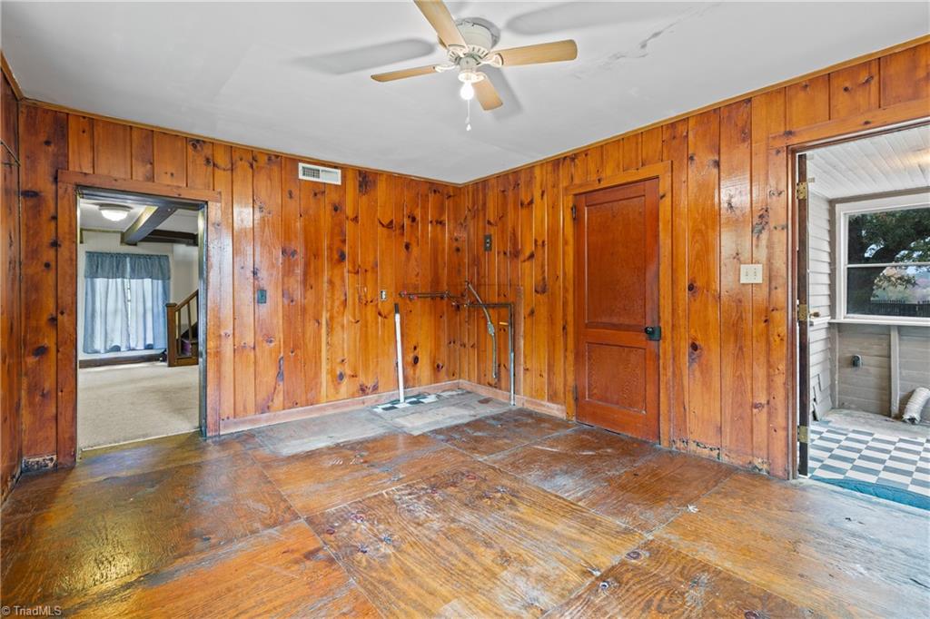 4922 McGee Road Walkertown, NC 27051 - Photo 8 of 25 Gallery Image 8