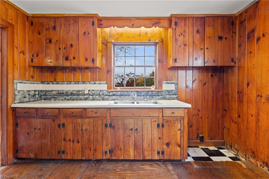 4922 McGee Road Walkertown, NC 27051 - Photo 9 of 25 Gallery Image 9