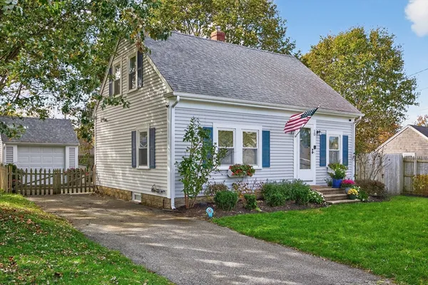 $625,000 | 10 Trenton Street, Yarmouth, MA 02673