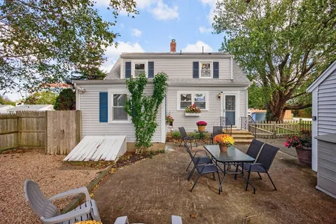 $625,000 | 10 Trenton Street, Yarmouth, MA 02673