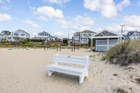 $625,000 | 10 Trenton Street, Yarmouth, MA 02673