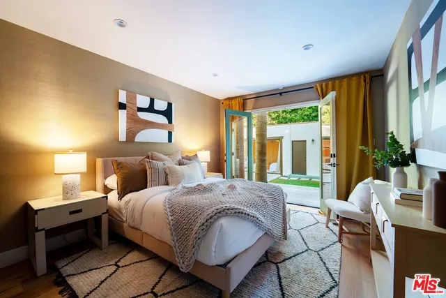 $2,999,000 | 430 North Flores Street, Los Angeles, CA 90048