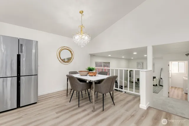 $1,385,000 | 6922 128th Place Southeast, Bellevue, WA 98006