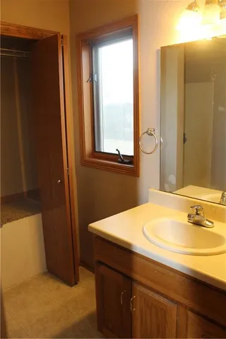 $265,000 | 216 South Dalton Drive, Lone Jack, MO 64070