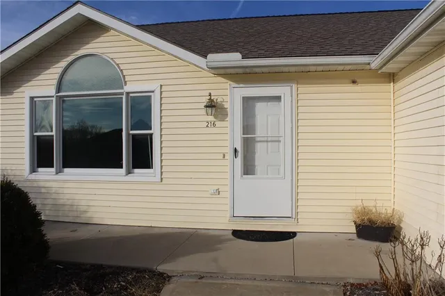 $265,000 | 216 South Dalton Drive, Lone Jack, MO 64070