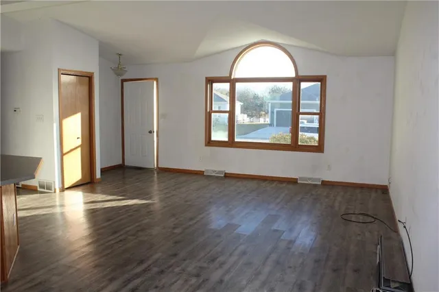 $265,000 | 216 South Dalton Drive, Lone Jack, MO 64070