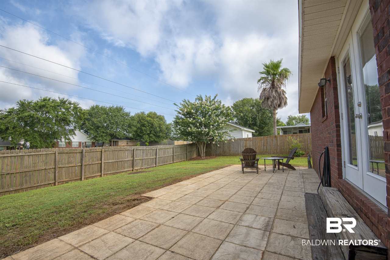 13501 Sartoris Court Foley, AL 36535 - Photo 21 of 24 Patio