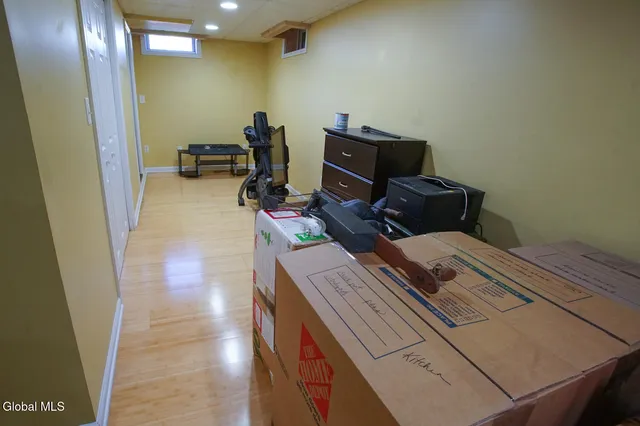 $2,800 | 48 Smith Bridge Road, Saratoga Springs, NY 12866