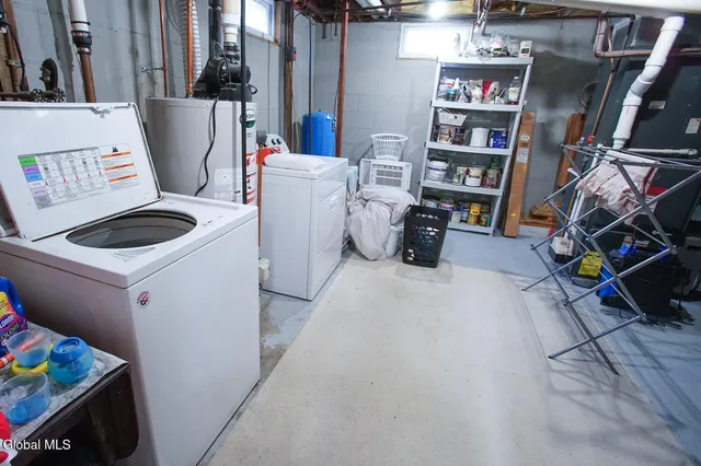 $2,800 | 48 Smith Bridge Road, Saratoga Springs, NY 12866