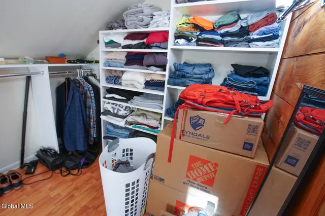 $2,800 | 48 Smith Bridge Road, Saratoga Springs, NY 12866