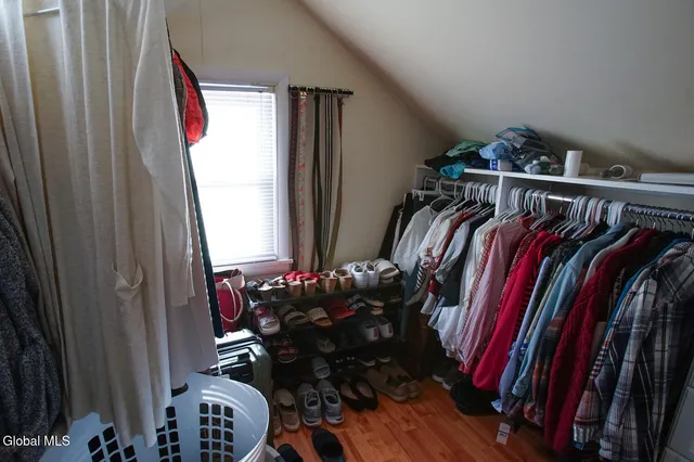 $2,800 | 48 Smith Bridge Road, Saratoga Springs, NY 12866