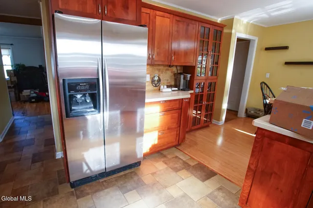 $2,800 | 48 Smith Bridge Road, Saratoga Springs, NY 12866