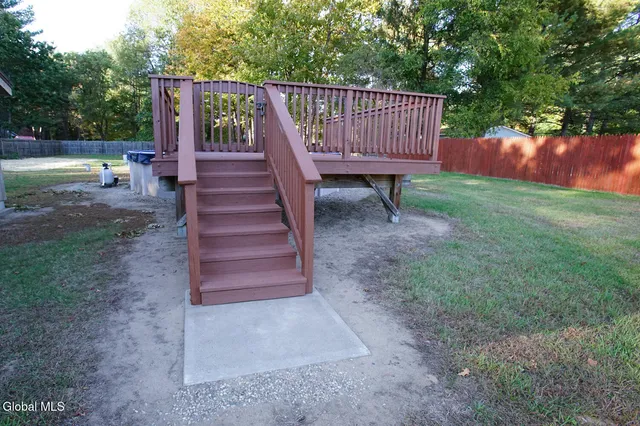 $2,800 | 48 Smith Bridge Road, Saratoga Springs, NY 12866