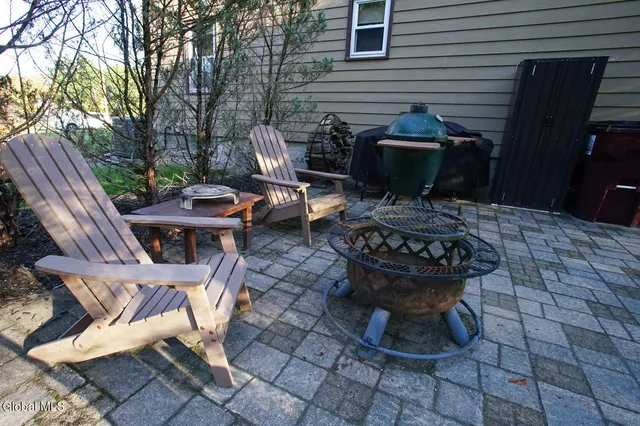 $2,800 | 48 Smith Bridge Road, Saratoga Springs, NY 12866