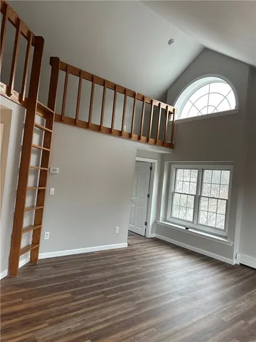 $1,950 | 1183 Kingstown Road, Unit 2R, South Kingstown, RI 02879