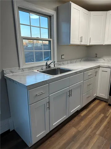 $1,950 | 1183 Kingstown Road, Unit 2R, South Kingstown, RI 02879