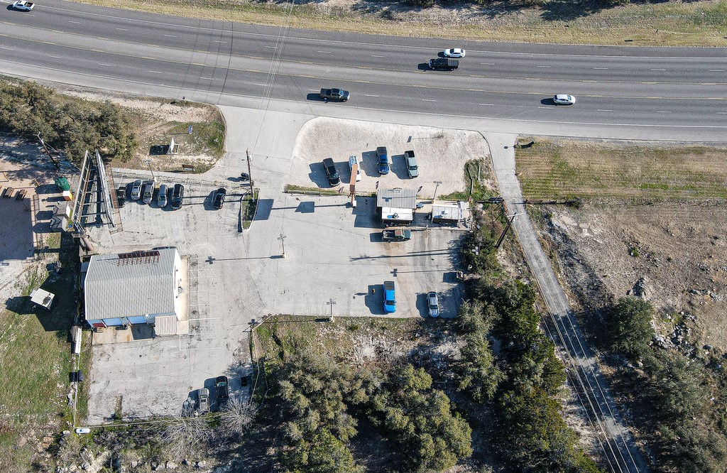21601 State Highway 71 Spicewood, TX 78669 - Photo 10 of 32