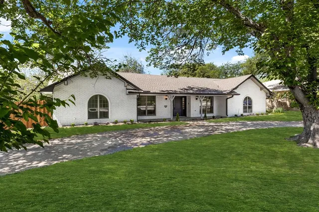 $849,000 | 14909 Hillcrest Road, Dallas, TX 75248