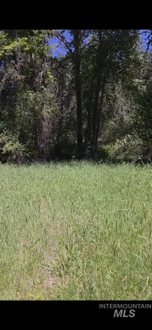 $375,000 | Four Four Mile Road, Viola, ID 83872