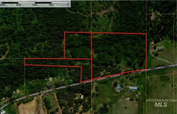 $325,000 | Four Four Mile Road, Viola, ID 83872