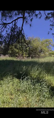 $325,000 | Four Four Mile Road, Viola, ID 83872